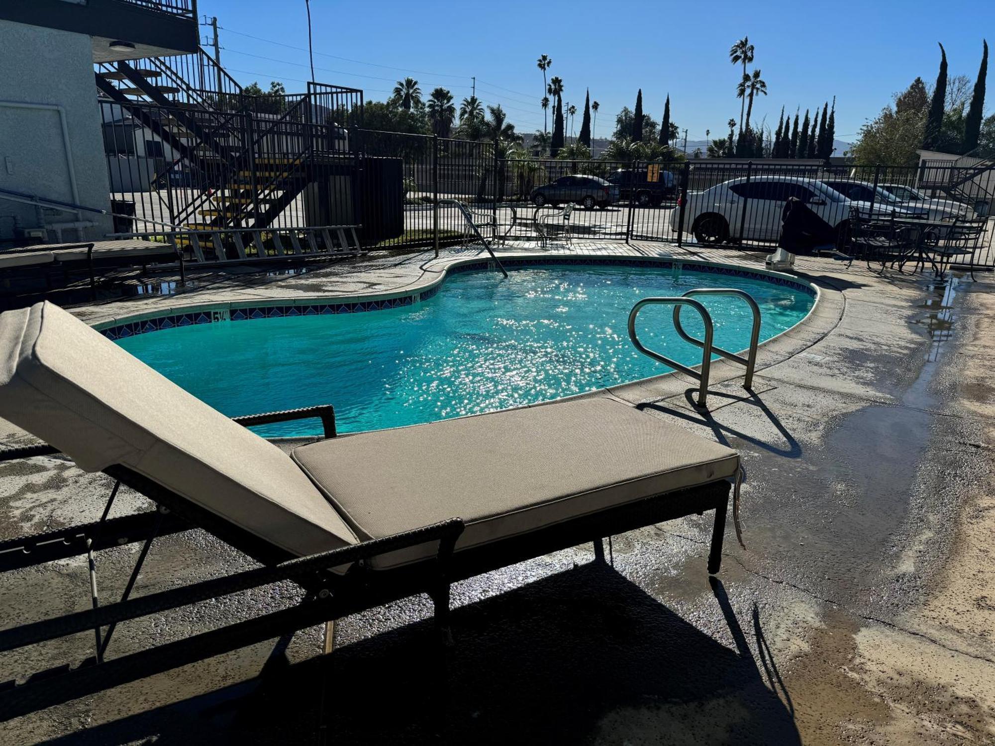 Sands Motel Riverside Exterior photo